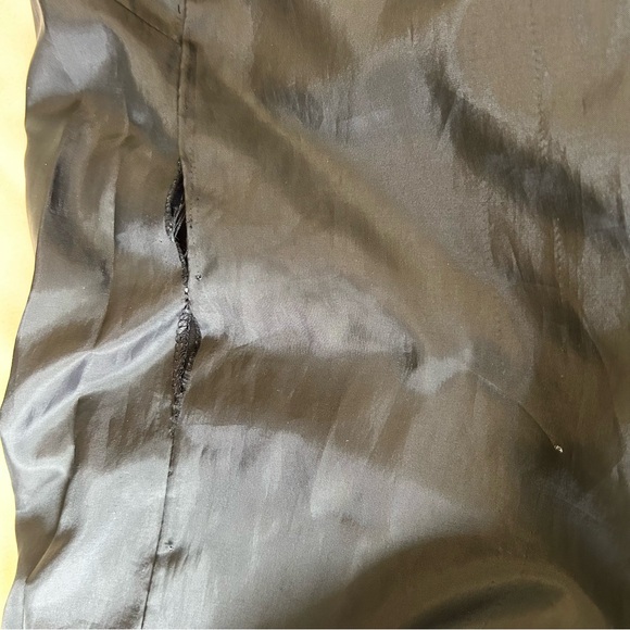 Jessica | Black wi/embroidered roses, pencil dress lined classic formal size 12 - Picture 3 of 14